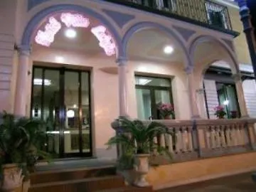 琉嘉别墅酒店 酒店 里米尼