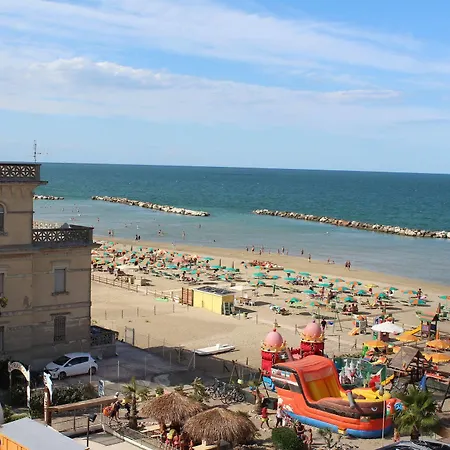 Brenta 3* Viserbella di Rimini