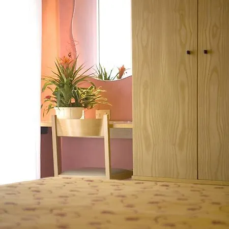 Hotel Junior Rimini