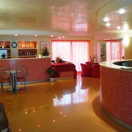 Bahama Szálloda Rimini