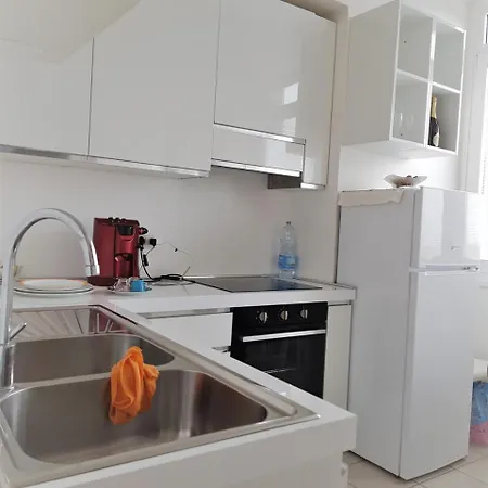 Green House Apartment