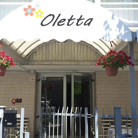 Oletta Hotel 2*