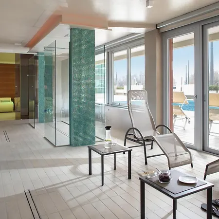 Appartamento Ascot Fronte Mare & Rimini