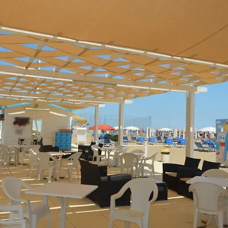 Karin Hotel 3*