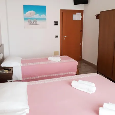 Luca Hotel