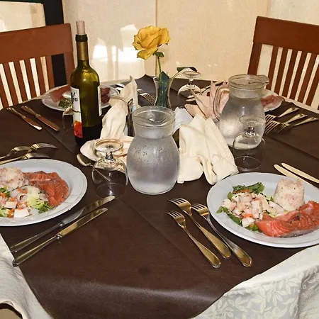 Karin Hotel 3*