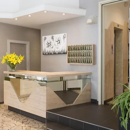 Hotell Bremen 3*