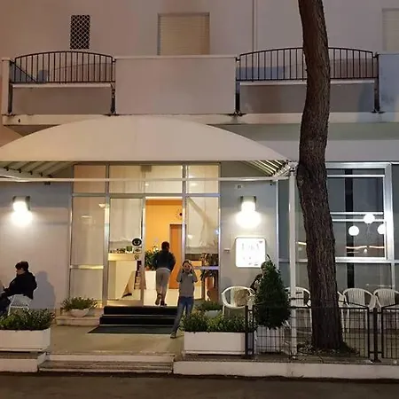 Lora 2* Rimini