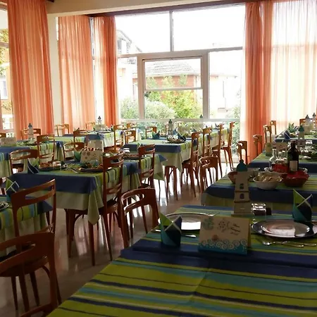 Alfa Anche In Hotell Rimini
