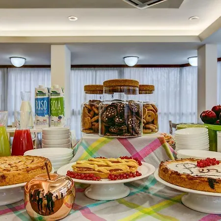 Hotel Konrad Marebello