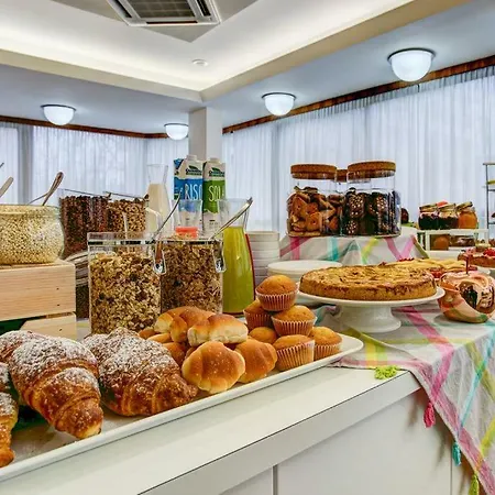Hotel Konrad Marebello