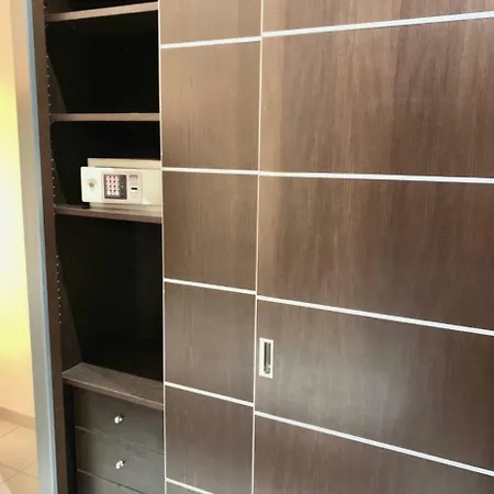 Domus מלון דירות רימיני