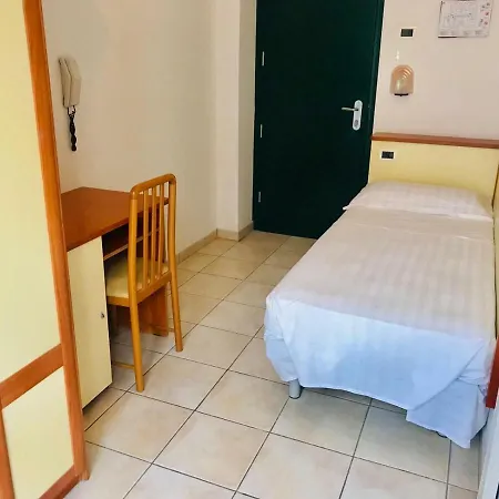 Hotel Adria 3*