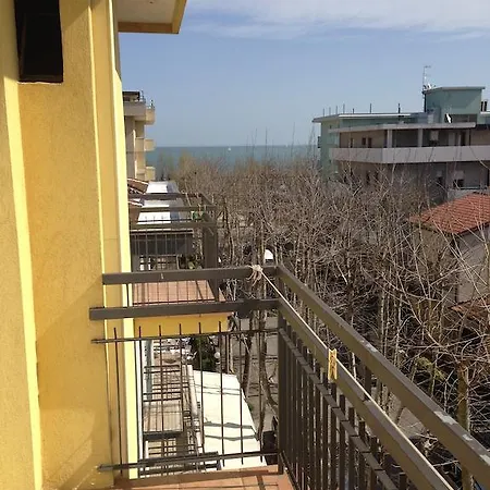 Hotel Busignani