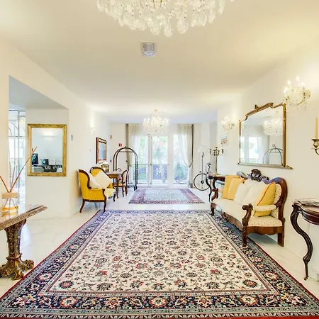 Hotel Rimini Suite Hotel 4*