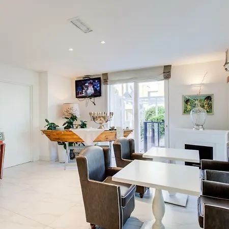Hotell Rimini Suite Hotel