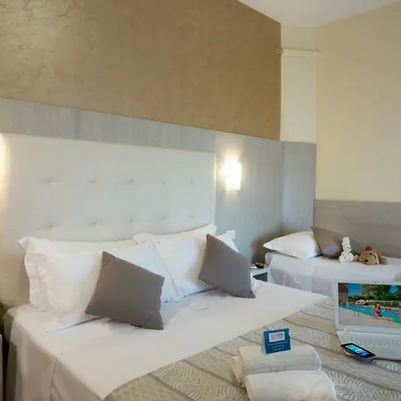 Jumbo Hotel 3*