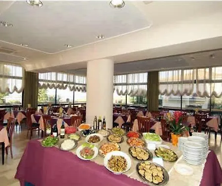 Alcazar 3* Rimini