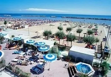 ホテル Diana Viserbella di Rimini