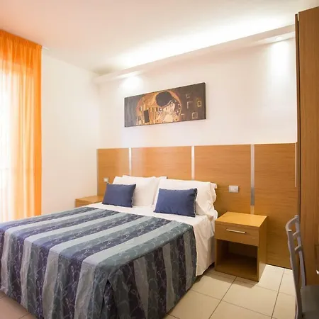 Aparthotel Marzia 3*