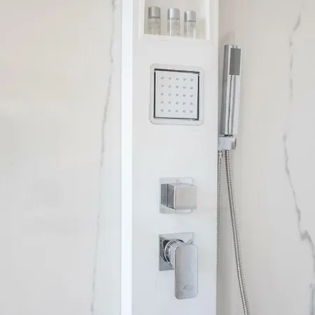 Feel Good Guest house *