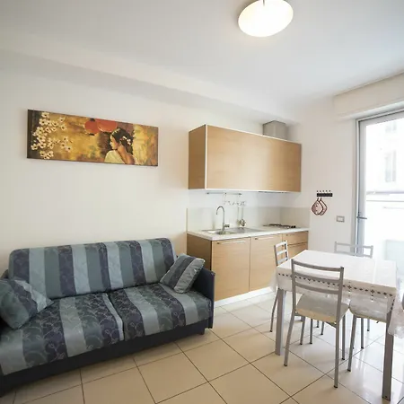 Marzia Aparthotel