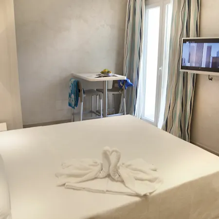 Marina Beach Suite Hotel 3*
