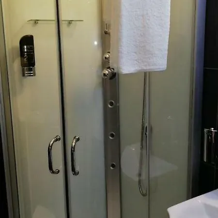 Noah Hotel 3*