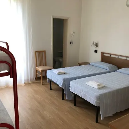 Hotel Elisa 3*
