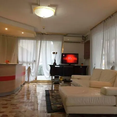 Britta Hotel 3*