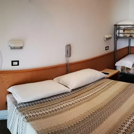 Lexington Hostel Rimini