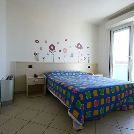 Paradise Aparthotel