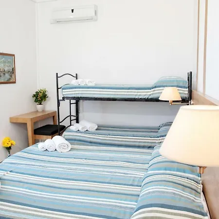 Gin Hotel 3*