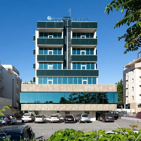 Отель Western Maison B