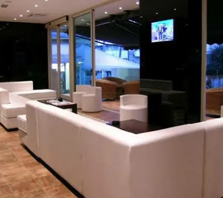 Hotel Principe Di Piemonte 3*
