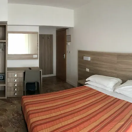 Hotell Lotus &