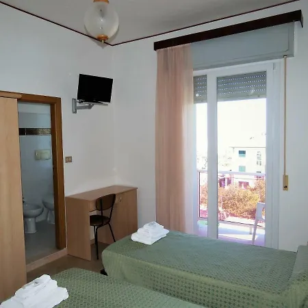 Cliff Otel