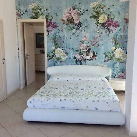 Apartment Regina Margherita 171 *