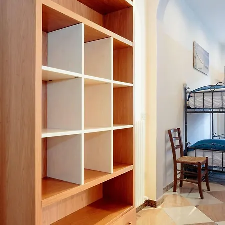 Kimba Aparthotel 2*