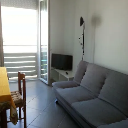 Nuovo Bilocale In Via Lagomaggio, 31 Rimini