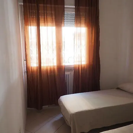 Apartment In Centro Storico, Vicino Stazione E Al Mare Rimini