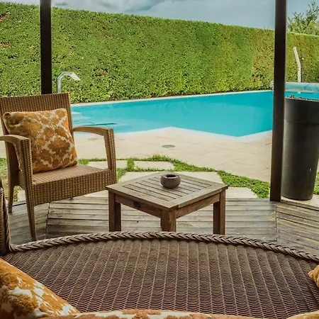 Con Piscina A