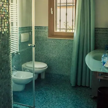 Con Piscina A Rimini
