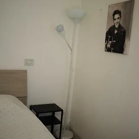 Apartment In Centro Storico, Vicino Stazione E Al Mare Rimini