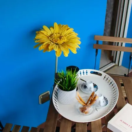 Charming Apartment *