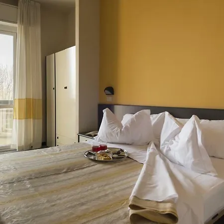 Hotel Airone