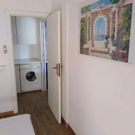 Apartment America
