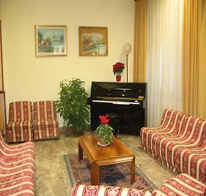 Riviera 3*