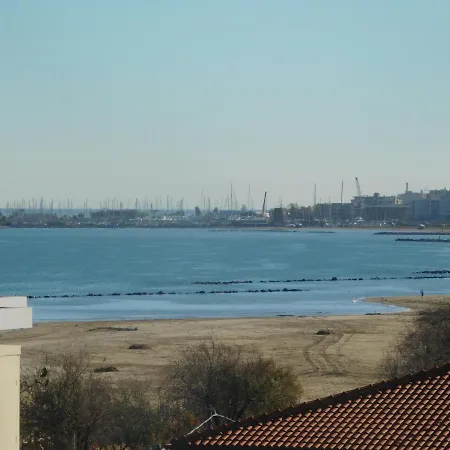 Dolores Hotel 3*