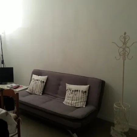 Apartment Nuovo Bilocale In Via Lagomaggio, 31 *
